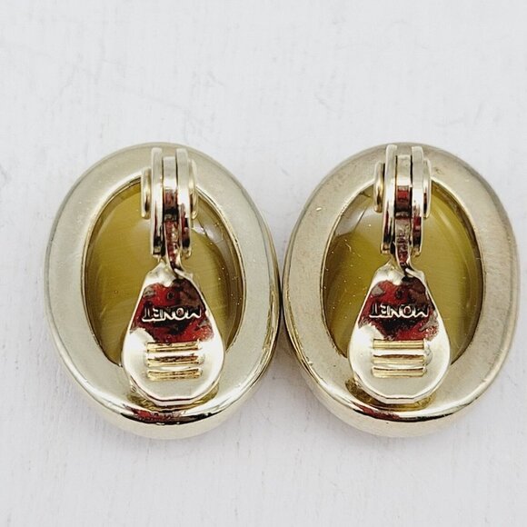 Monet Brown Cat's Eye Clip On Earrings Oval Gold Tone 3/4" Classy Everyday Wear - Picture 5 of 5